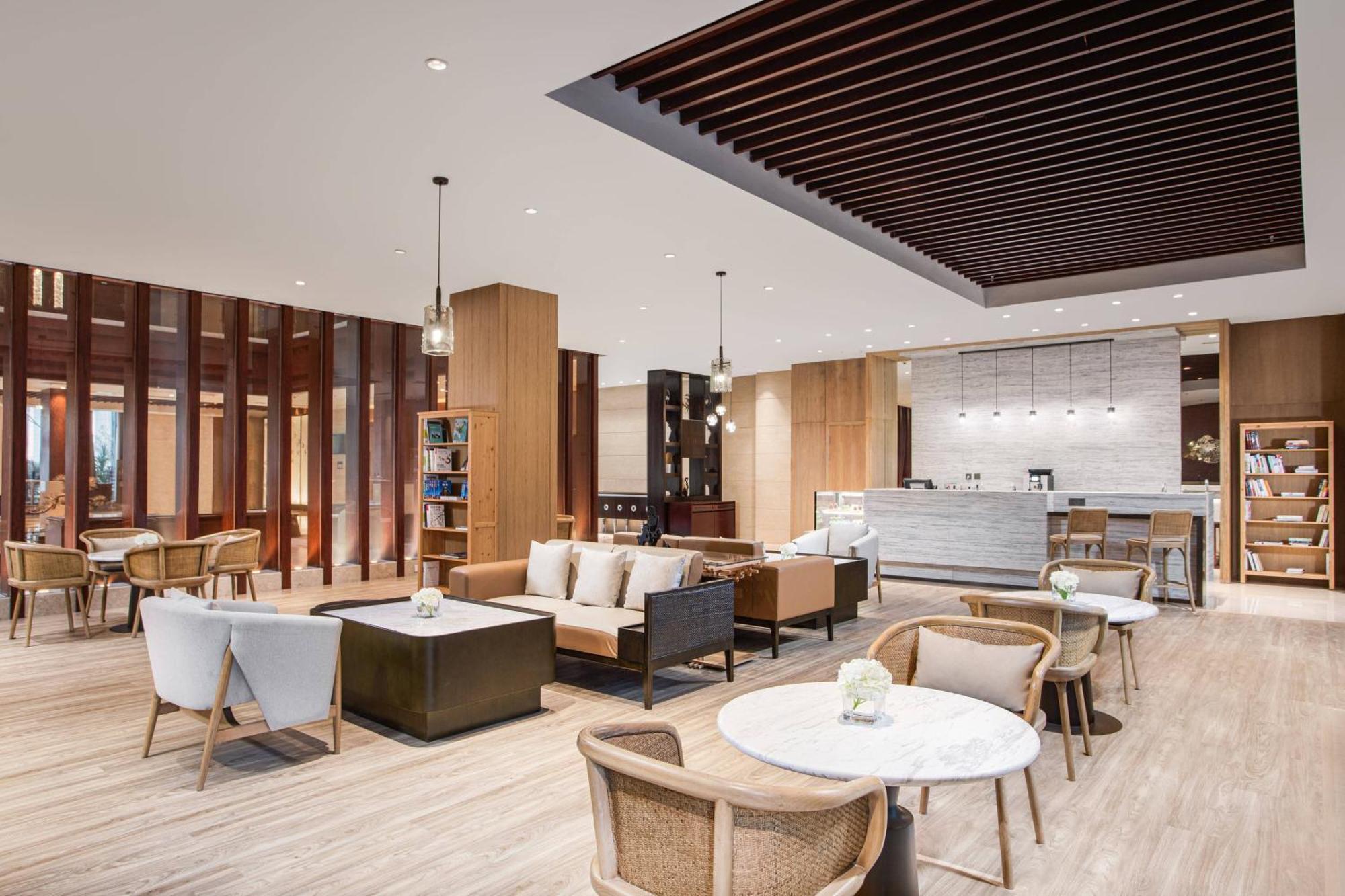 Courtyard By Marriott Wuxi Lihu Lake Exteriör bild