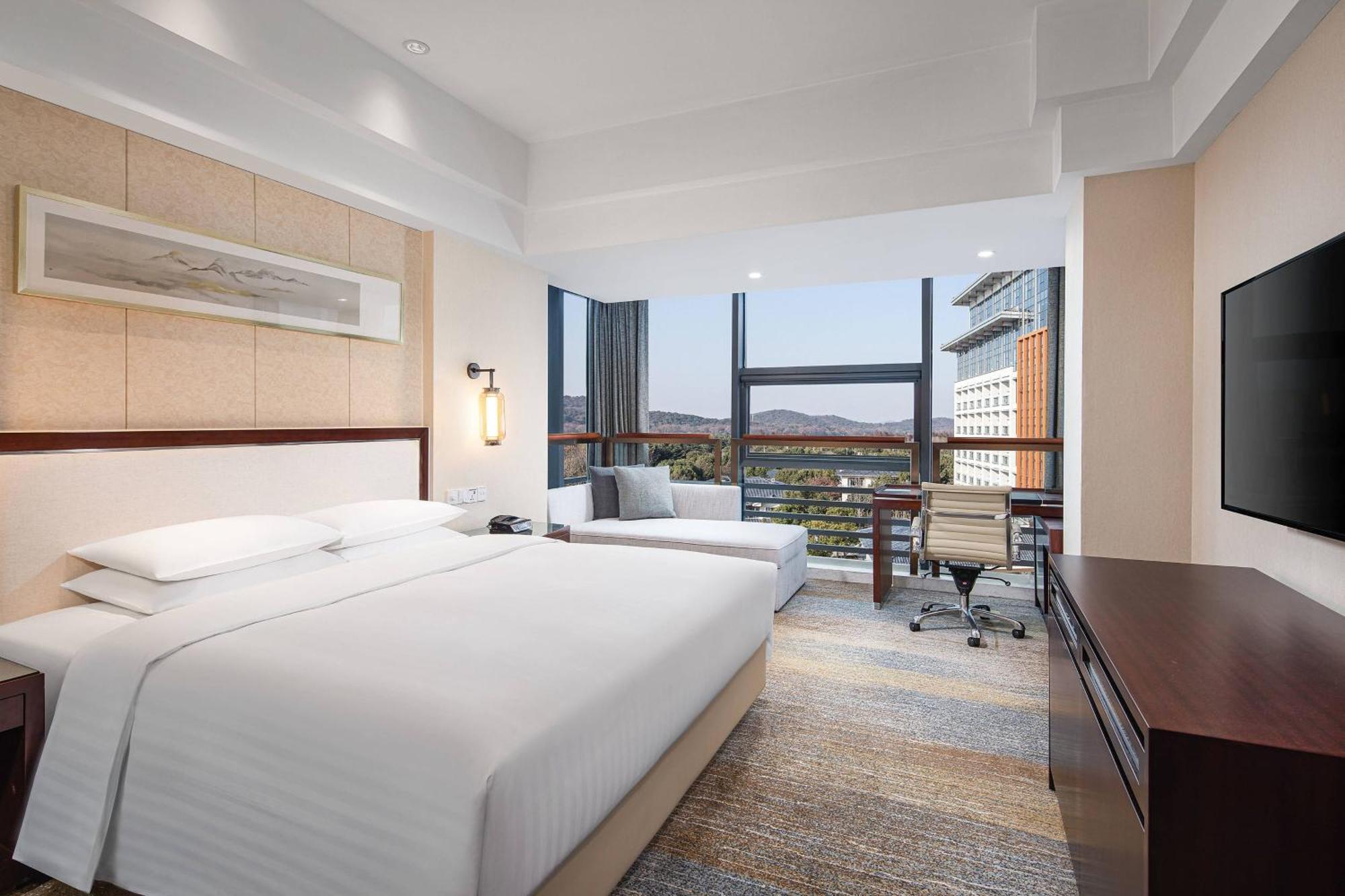 Courtyard By Marriott Wuxi Lihu Lake Exteriör bild