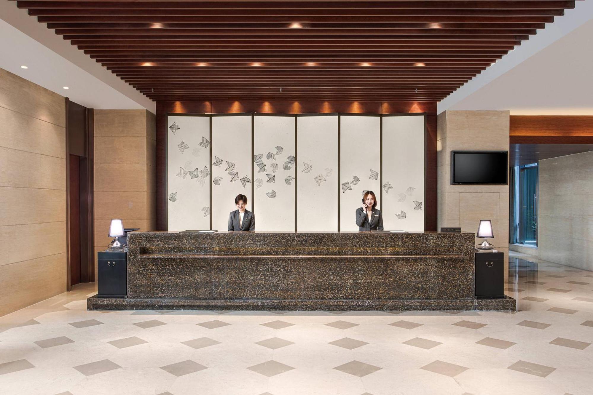 Courtyard By Marriott Wuxi Lihu Lake Exteriör bild